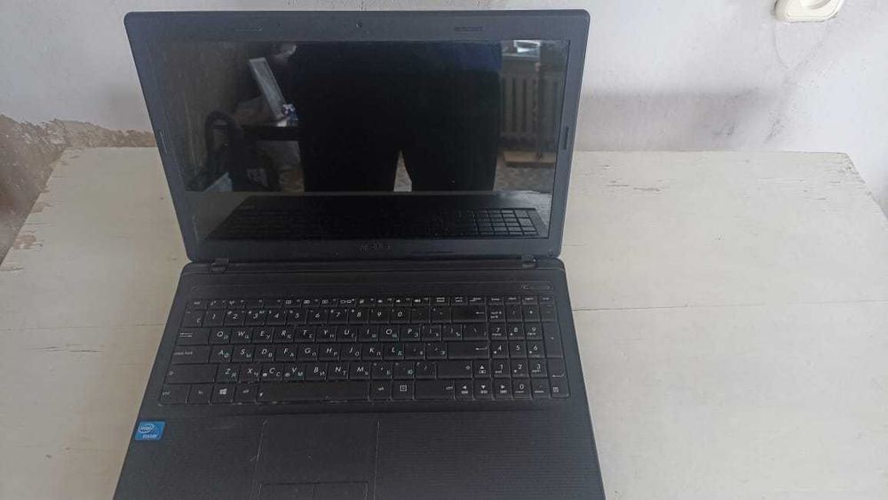 Продам Ноутбук ASUS в г.Рудном