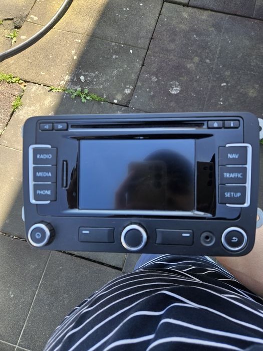 Navigatie rns 315 +rama si card SD passat b6 b7 cc tiguan golf touran