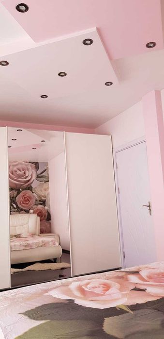 Продава се Тристаен апартамент в София, Левски Г - 200 кв.м за 1000 €/кв.м - Снимка #3