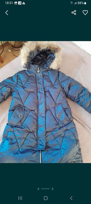 Продам зимнюю куртку для девочки