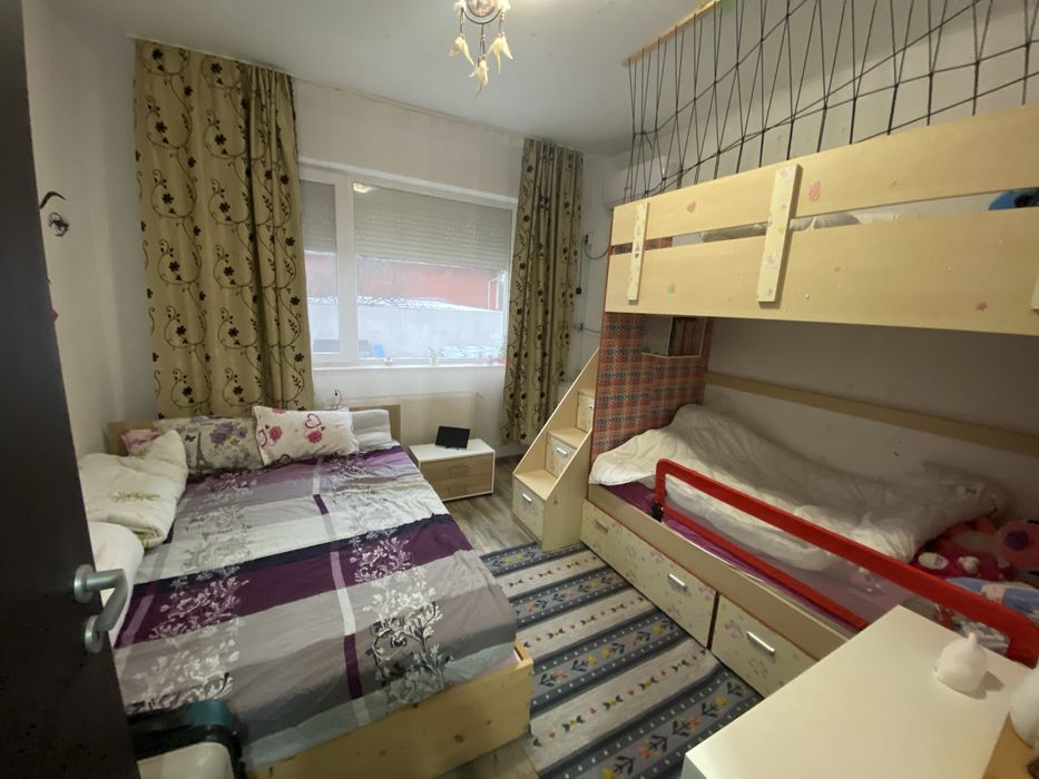 Vand apartament 2 camere