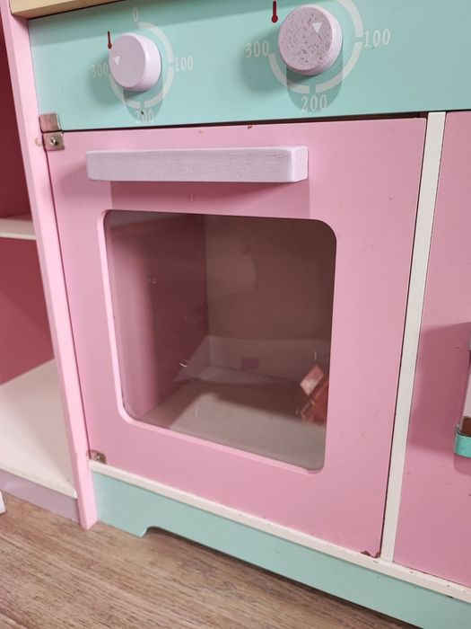 Продается детская кухня в хорошем состоянии