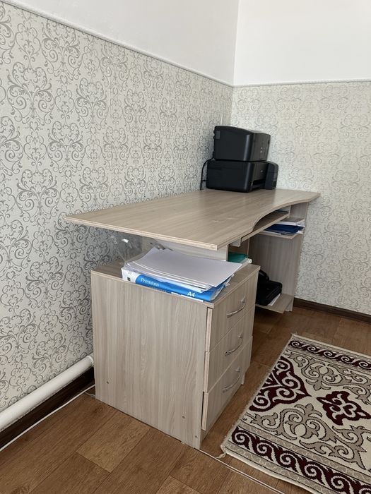 Компьютерный стол