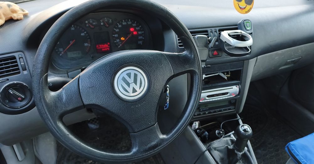 VOLKSWAGEN Bora 0 — imagine 4