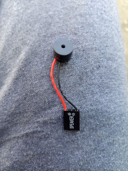 Спикер полностью рабочий