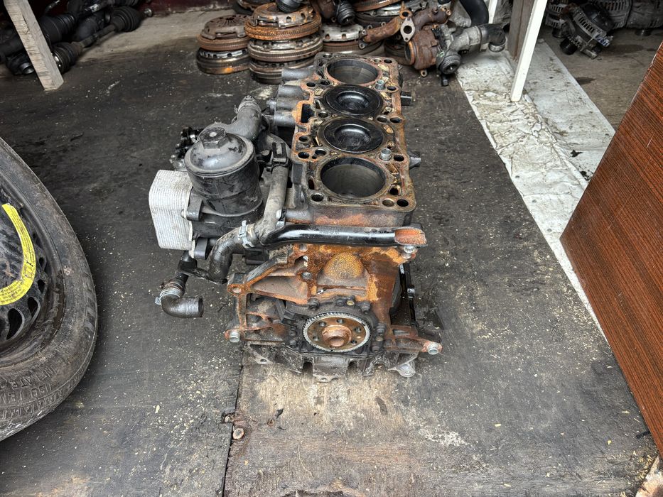 Блок, глава и валове за Vw/ Audi/ Seat 1.6 TDI 90/105кс 2008- 2015г