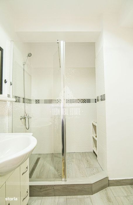 Apartament cu 2 dormitoare si loc de parcare in Floresti, zona Terra