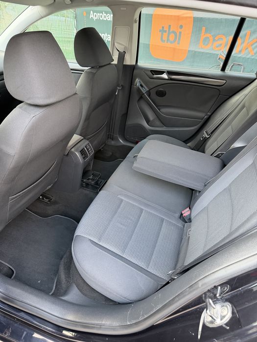 Volkswagen Golf VI 1.6MPI