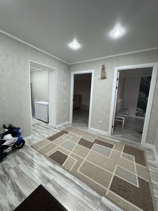 Продается 3 комнатная квартира