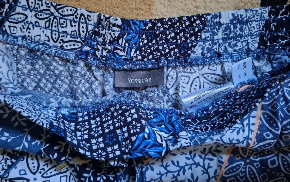 Pantaloni Yessica (C&A)