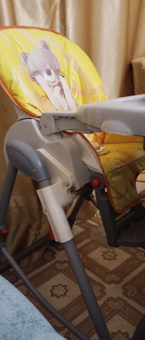 Продам детский стульчик для кормления