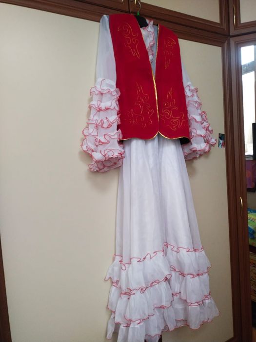 Продам женские вещи