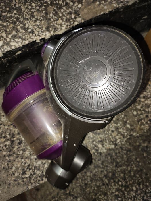 Прахосмукачка Bush без кабел