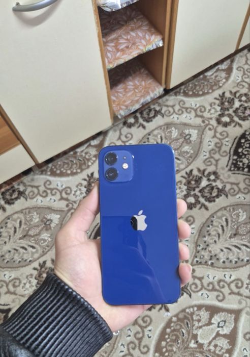 Urgent!! Vând sau schimb iphone 12