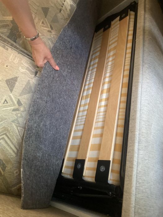 Мебел: тройка, двойка дивани и фотьойл