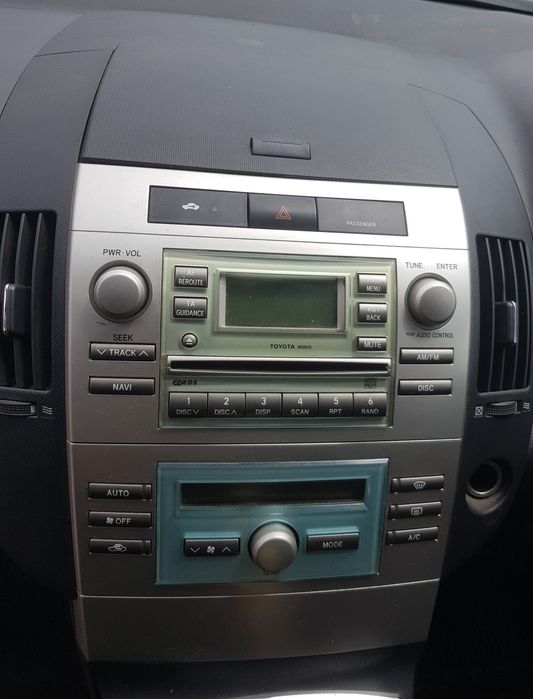 На части!!! Toyota Corolla Verso 2.2 D-cat 177 hp Тойота Корола Версо