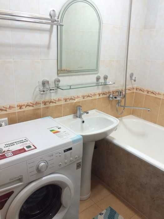 мост Текстиль, ул.Шота Руставели  2/2/4  46 м²