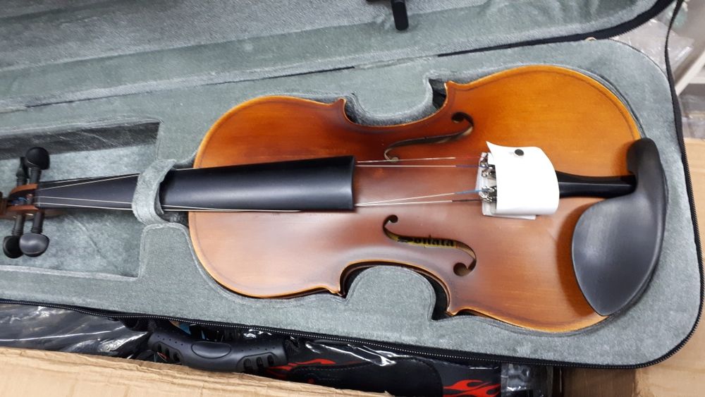 Продаю скрипку новую