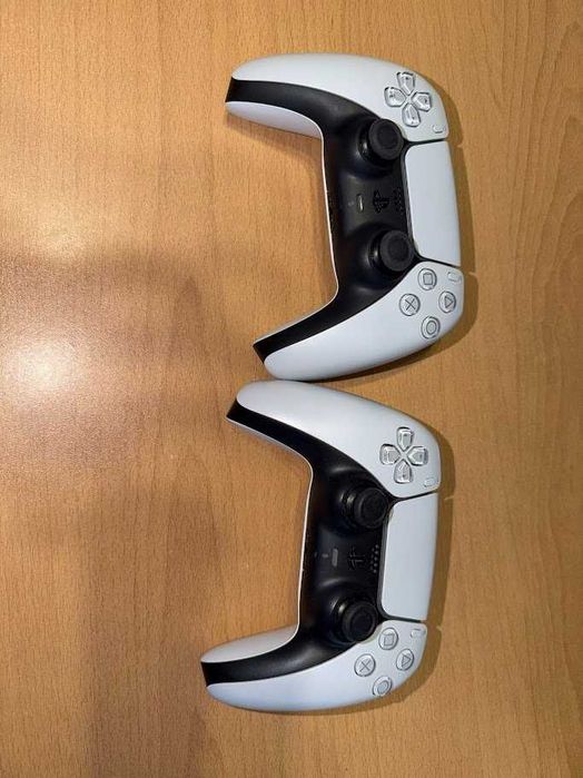 Playstation 5 Disc edition ps5 2 manete