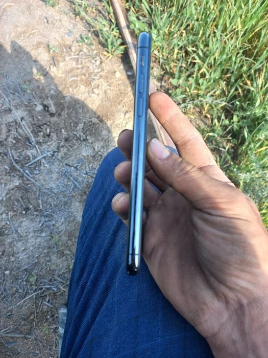 Iphone X sotiladi