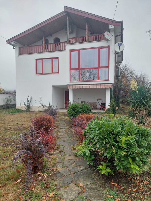 Продава се Къща в с. Васил Левски, Област Пловдив - 240 кв.м за 329 €/кв.м - Снимка #1