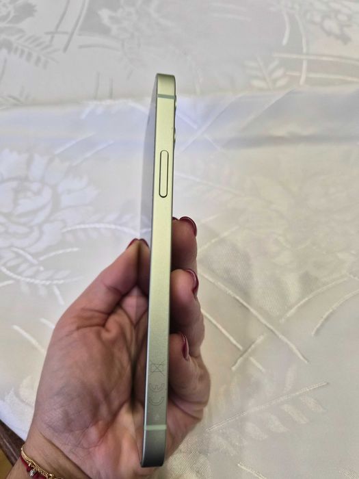 iPhone 12 128 gb!!!Оригинална кутия, кабел, кейс, без забележки!!!