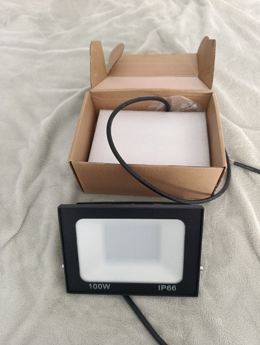 Set 2 proiectoare led 100 W