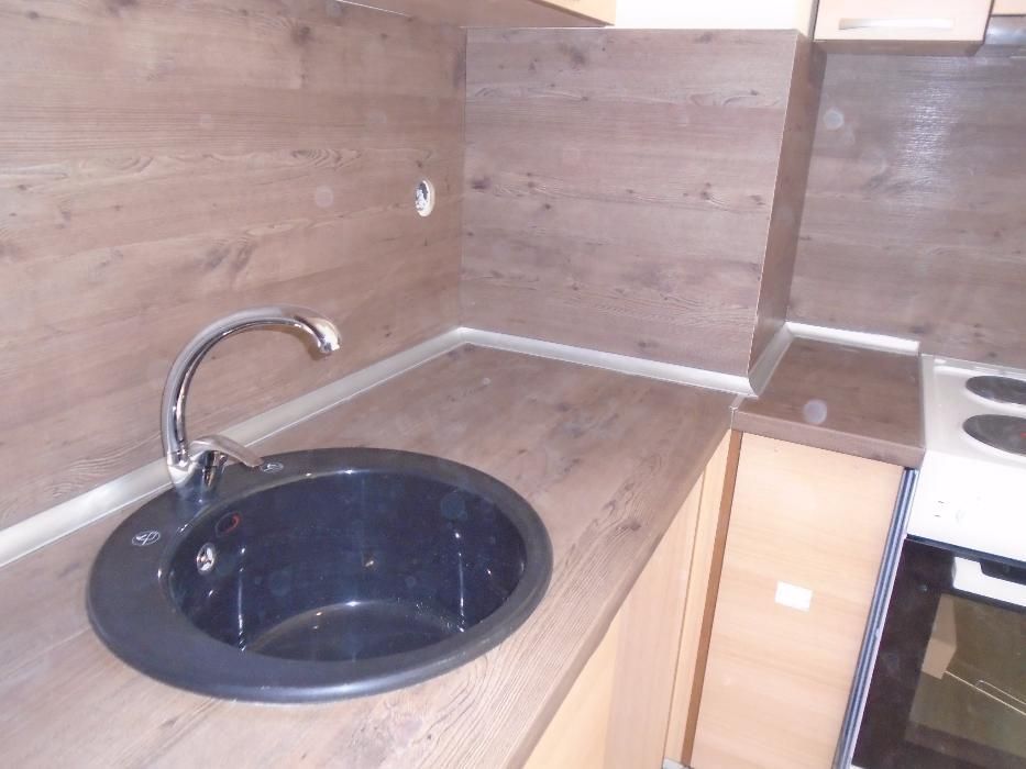 Кухни и мебели по поръчка