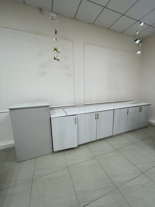 Продам шкафы для магазина