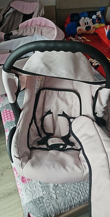 Vând carut krausman 3in1 maxi combo