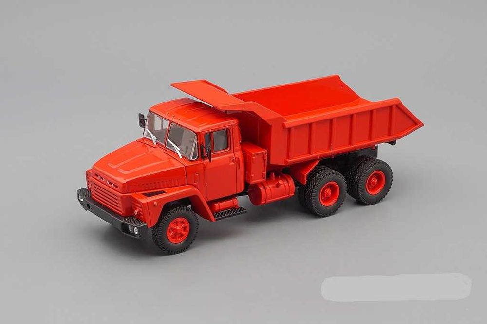 Масштабные модели 1/43 продам.