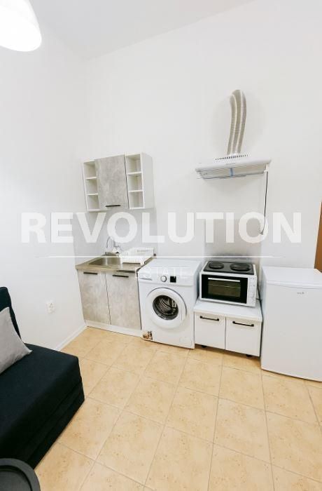 Дава се под наем Двустаен апартамент в Варна, Погреби - 58 кв.м за 325 € - Снимка #1