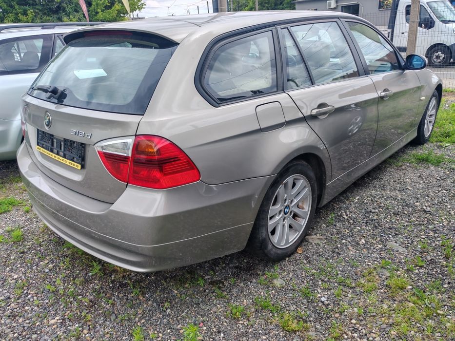 BMW 318 diesel  2008/11  cash sau rate