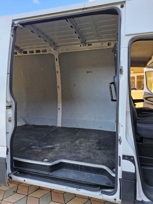 Vând iveco daily 35s14 himatic