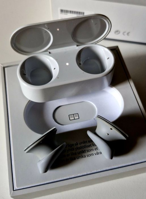 Casti bluetooth Microsoft Earbuds