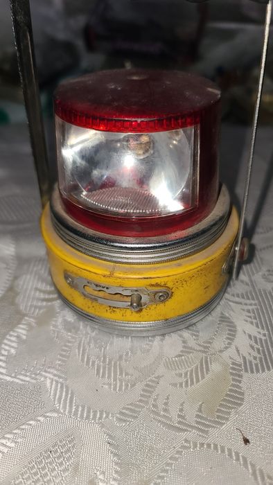 Фонарики разные эпохи.