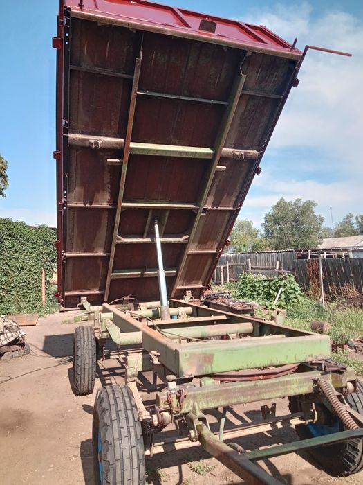 Продам прицеп ПТС-4