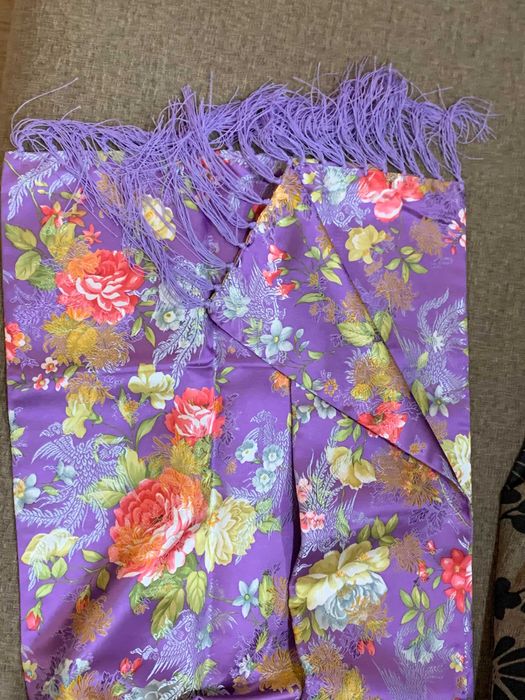 Уникален азиатски шал от 100% коприна