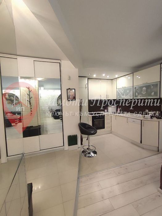 Продава се Тристаен апартамент в София, Стрелбище - 75 кв.м за 4134 €/кв.м - Снимка #1