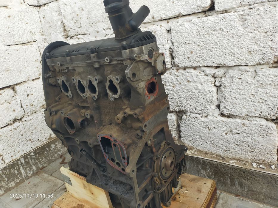 Двигатель в сборе