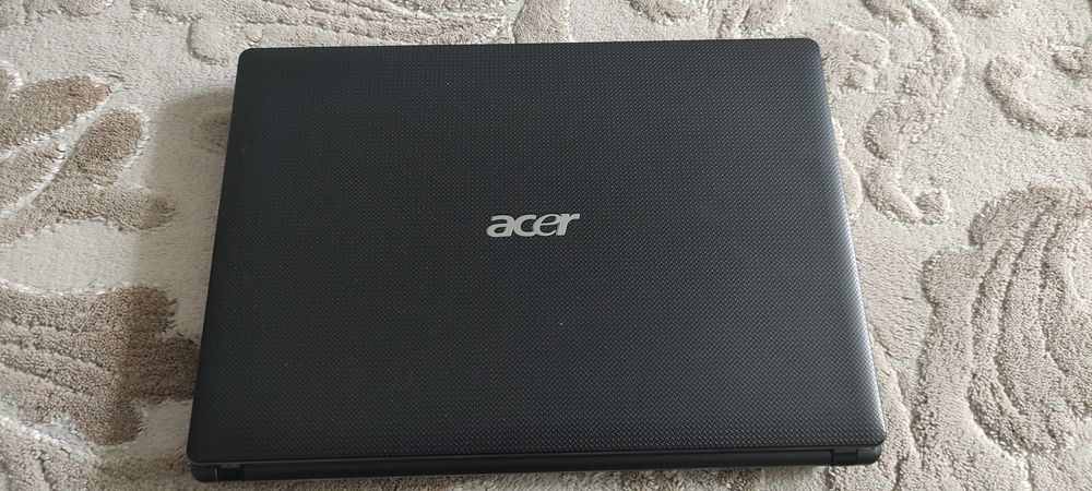 Ноутбук продам оба рабочие