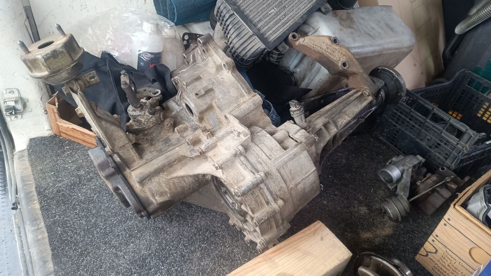 Cutie viteze vw t4 2.5 ajt.