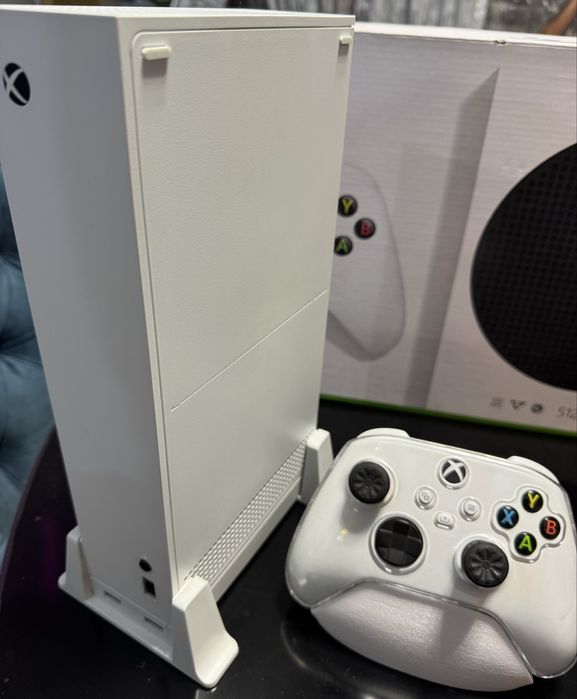 Игровая приставка Xbox Series S