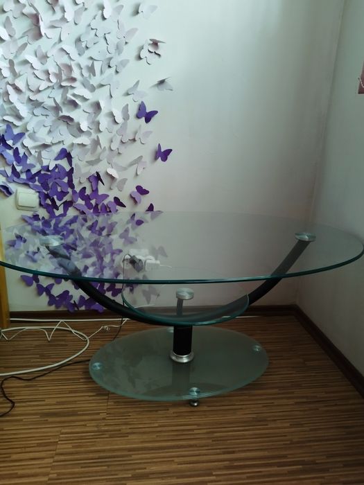 Стъклена холна масичка