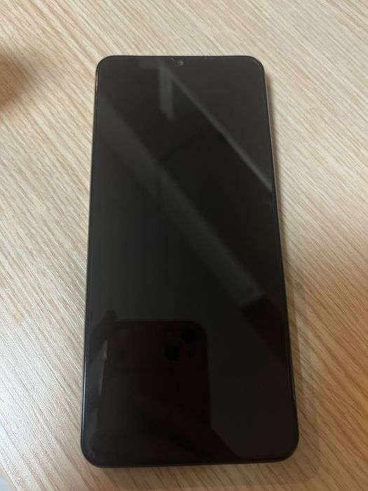 Realme C70 6гб/128