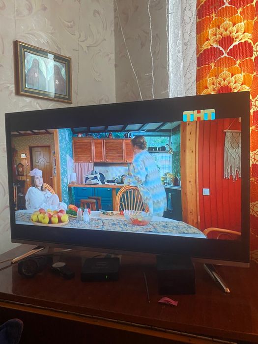 Продам телевизор