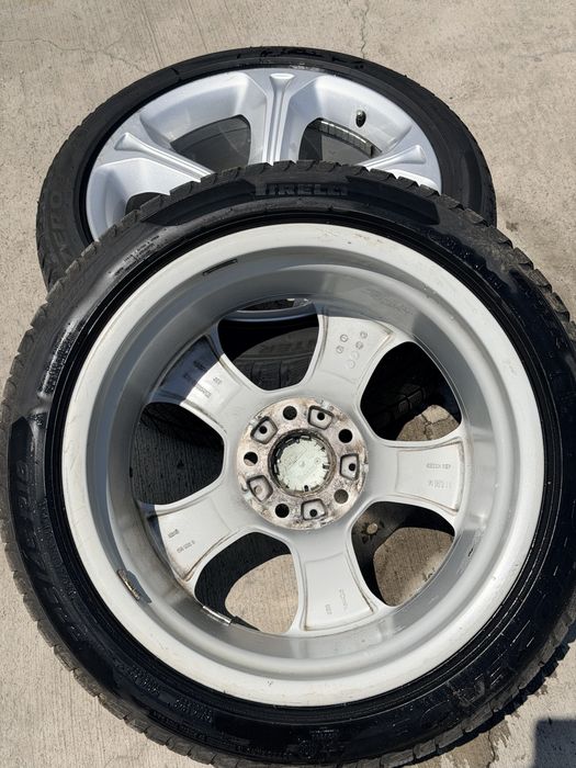 Jante BMW X1 E84 225 45 R18 iarna Pirelli