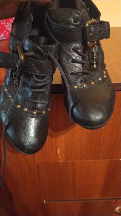 Туфли осенние,женские на каблучке