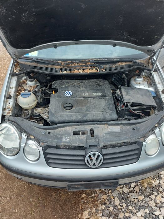 VW Polo 9N 1.4i 16v на части !!!