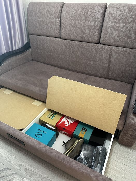 Диван для спальный команты